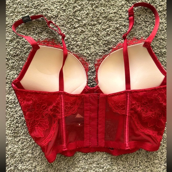 Brand New Victoria’s Secret Broulette/Corset bustier 32c - Picture 2 of 3